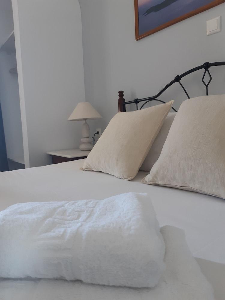 Emmanouela Studios & Villas Karterados  Bagian luar foto