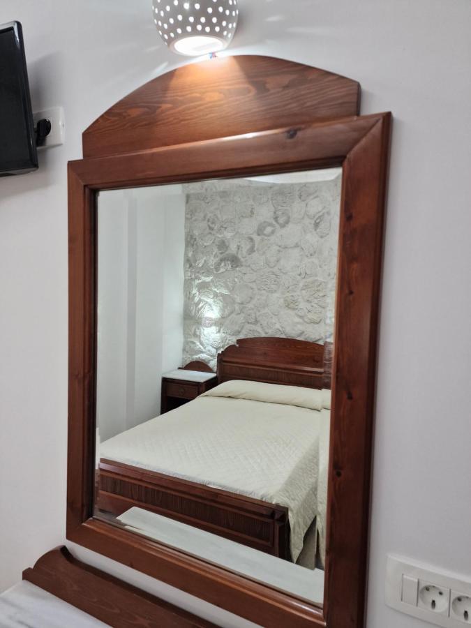 Emmanouela Studios & Villas Karterados  Bagian luar foto